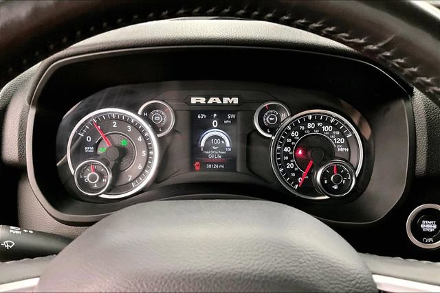 Used 2024 RAM 2500 Big Horn AWD/4WD image 28