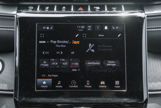 Used 2025 Jeep Grand Cherokee Laredo X w/ Luxury Tech Group I AWD/4WD image 41