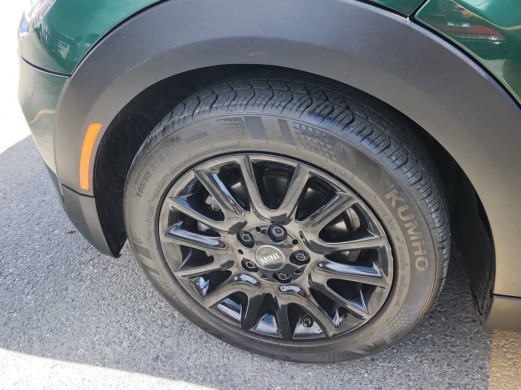 Used 2018 MINI Cooper 4-Door Hardtop FWD image 16