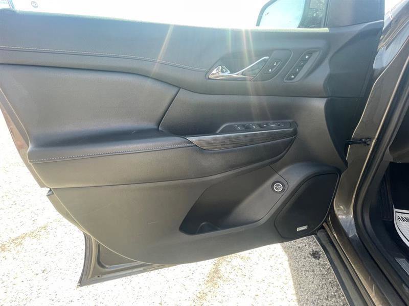 Used 2019 GMC Acadia SLT AWD/4WD image 12