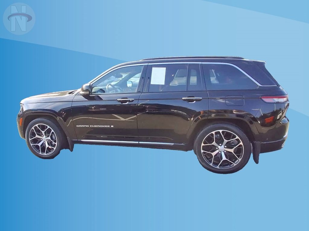 Certified 2024 Jeep Grand Cherokee Summit AWD/4WD image 5