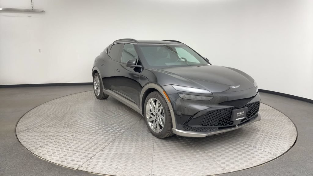 Used 2023 Genesis GV60 Advanced AWD/4WD image 8