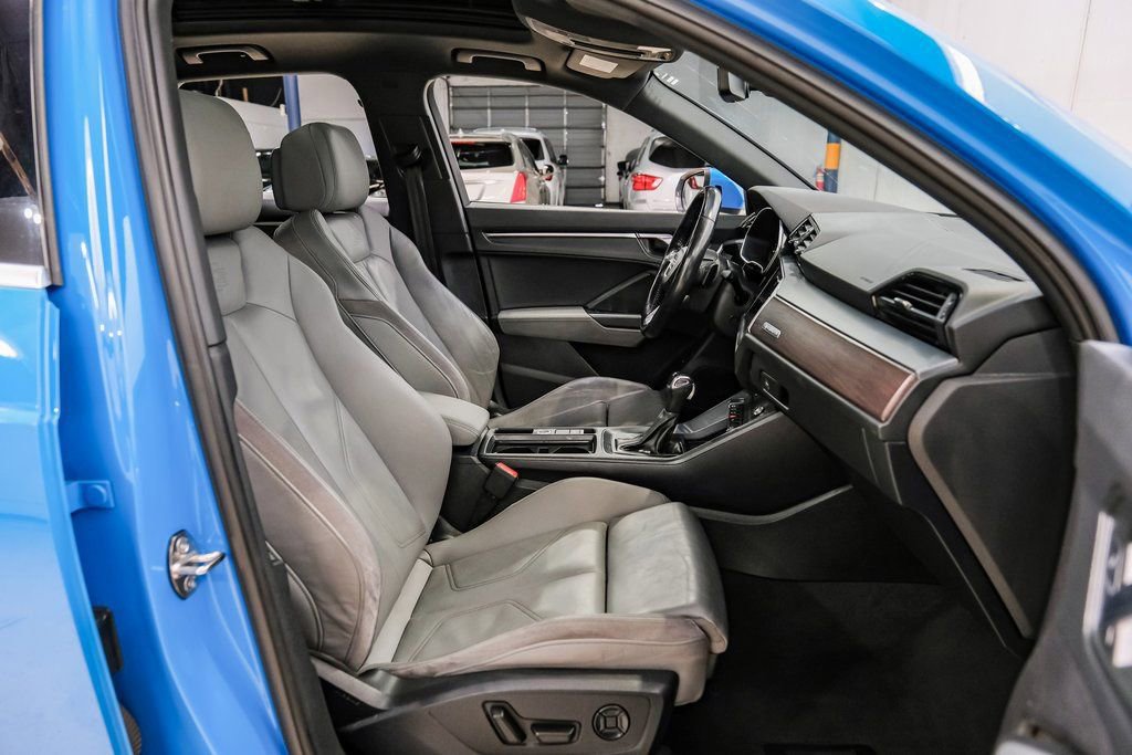 Used 2020 Audi Q3 2.0T Premium Plus w/ Premium Plus Package image 37