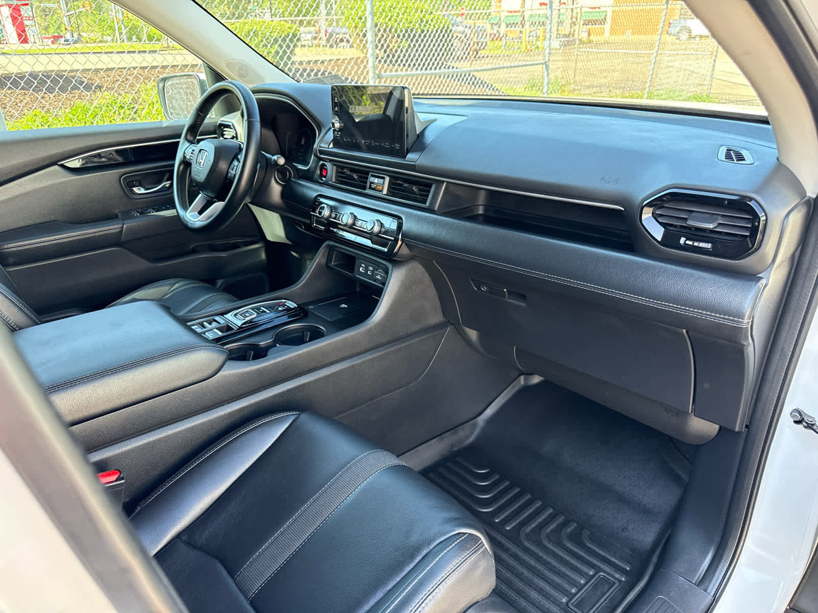 Used 2023 Honda Pilot EX-L image 35