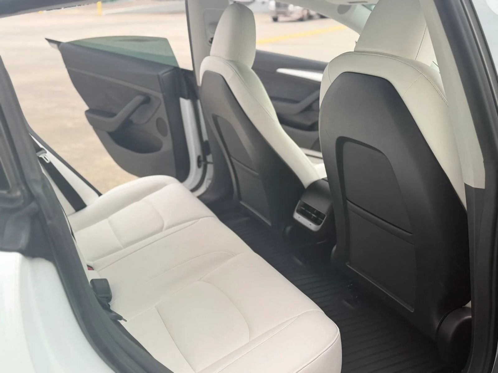 Used 2023 Tesla Model 3 Standard Range RWD image 21