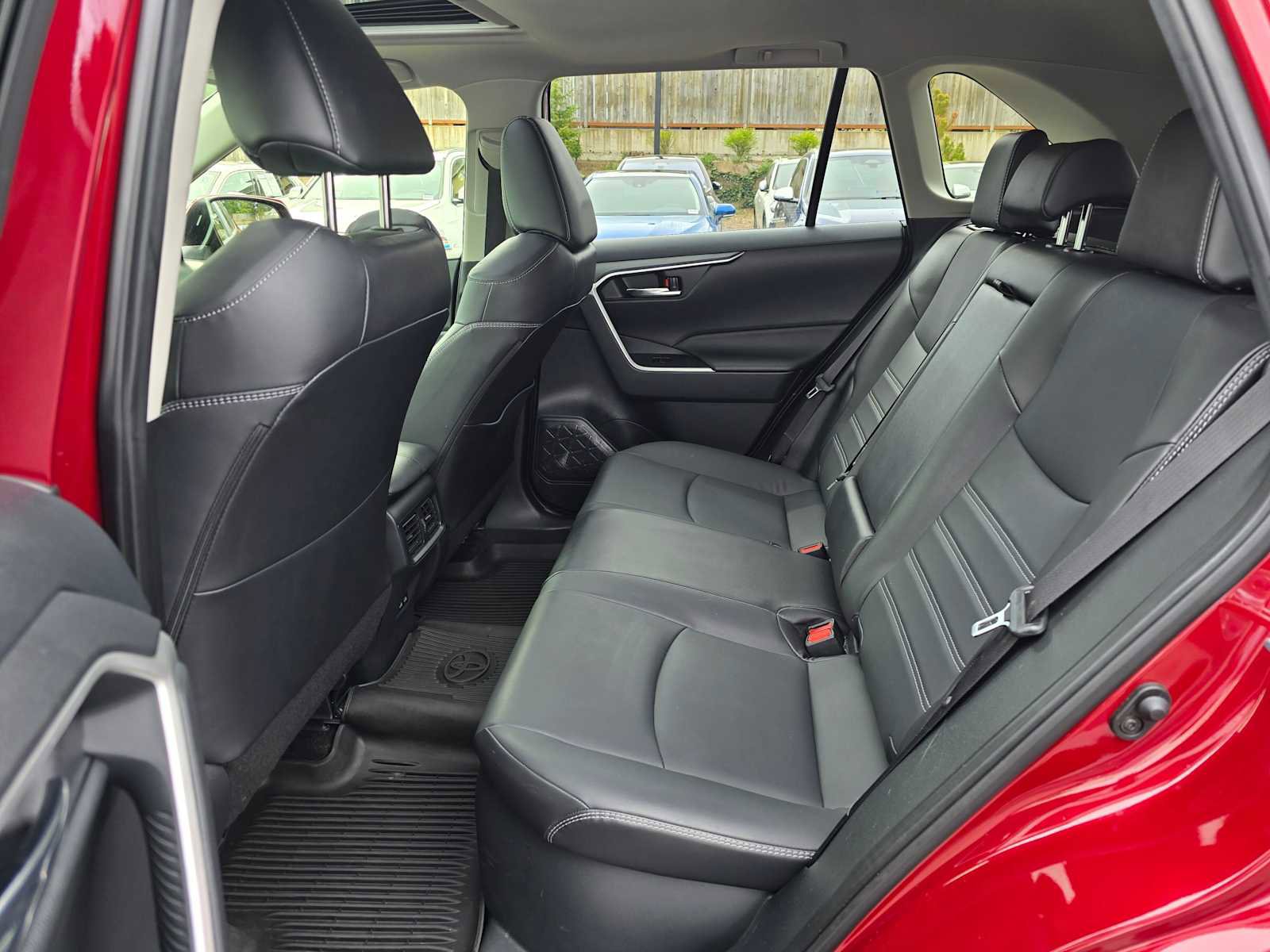 Used 2023 Toyota RAV4 XLE Premium AWD/4WD image 16