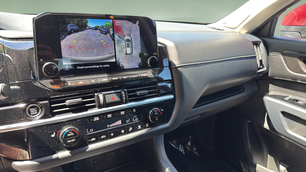 Used 2022 Nissan Pathfinder SL w/ SL Premium Package AWD/4WD image 31