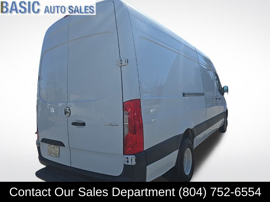Used 2020 Freightliner Sprinter 3500 image 6