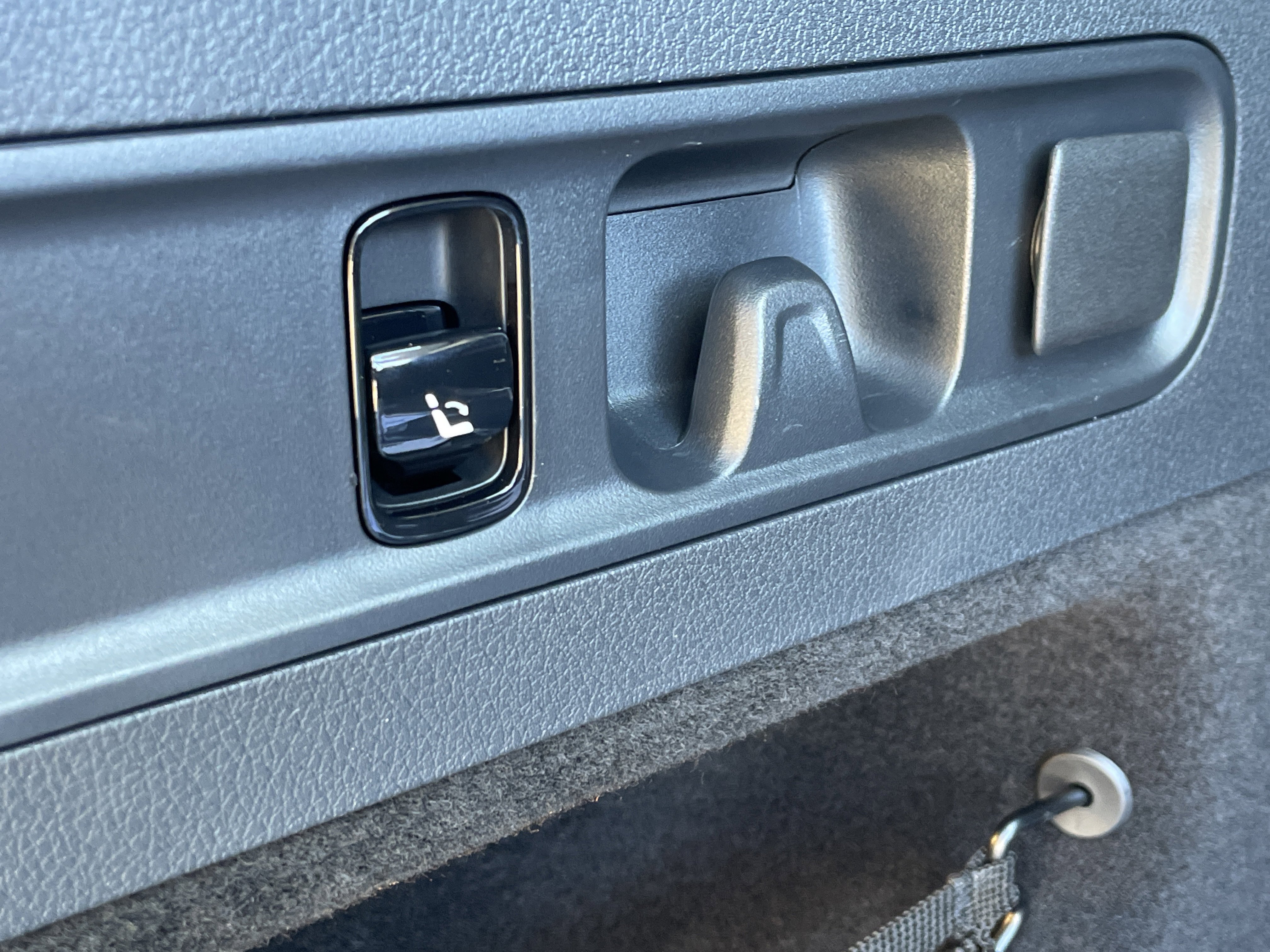 New 2026 Mercedes-Benz GLC 43 AMG 4MATIC Coupe image 10