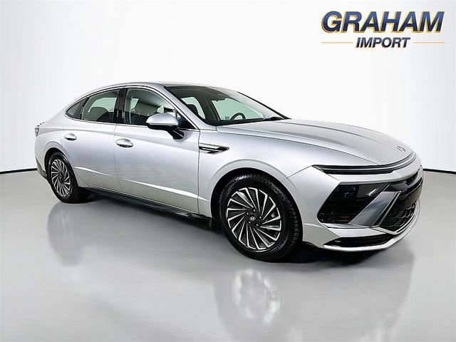 Used 2025 Hyundai Sonata SEL