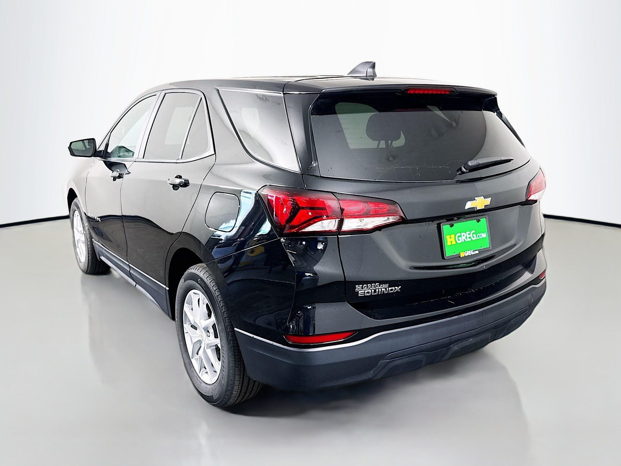 Used 2024 Chevrolet Equinox LS w/ LS Convenience Package FWD image 7