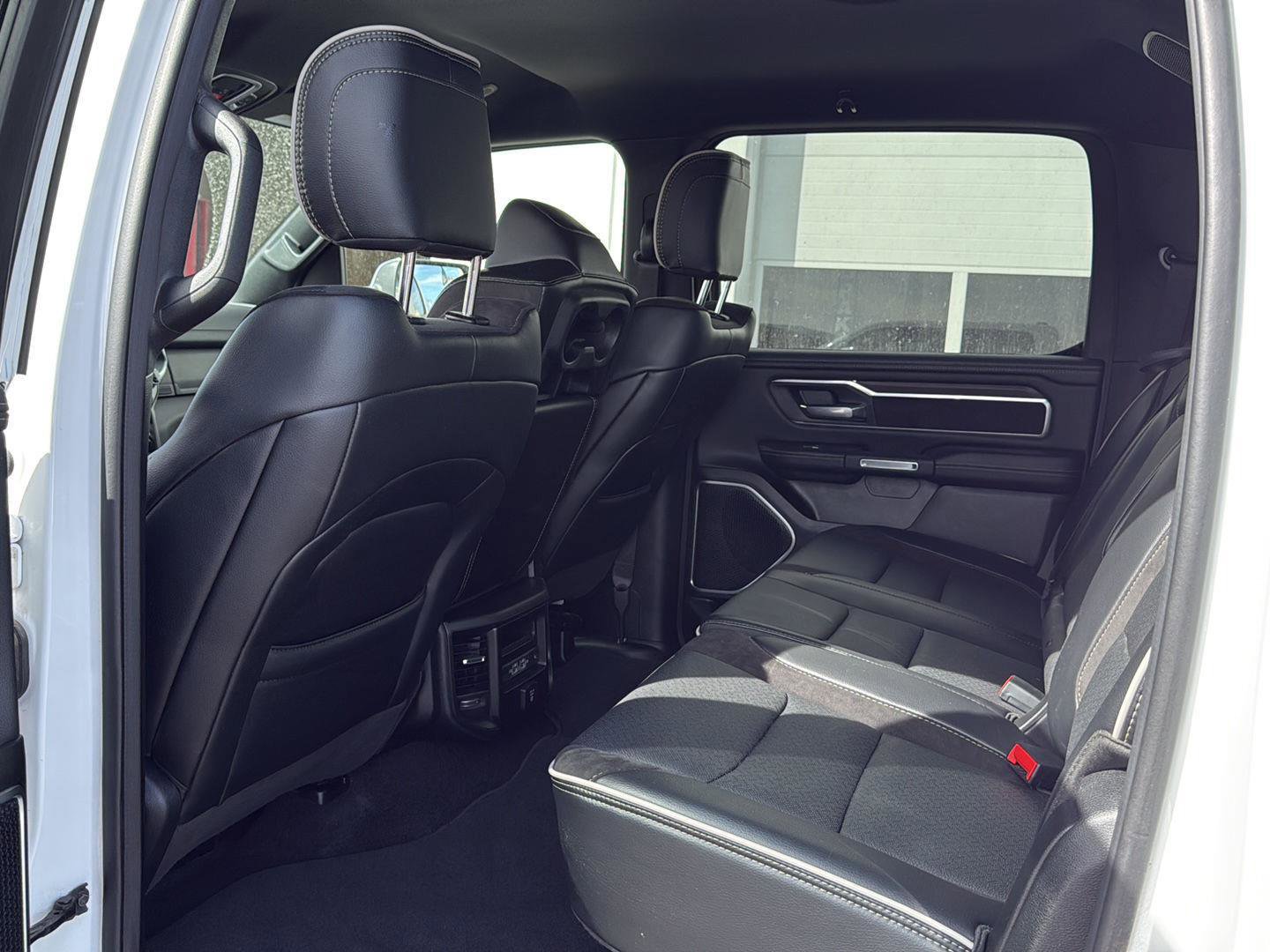 Used 2025 RAM 1500 Laramie image 14