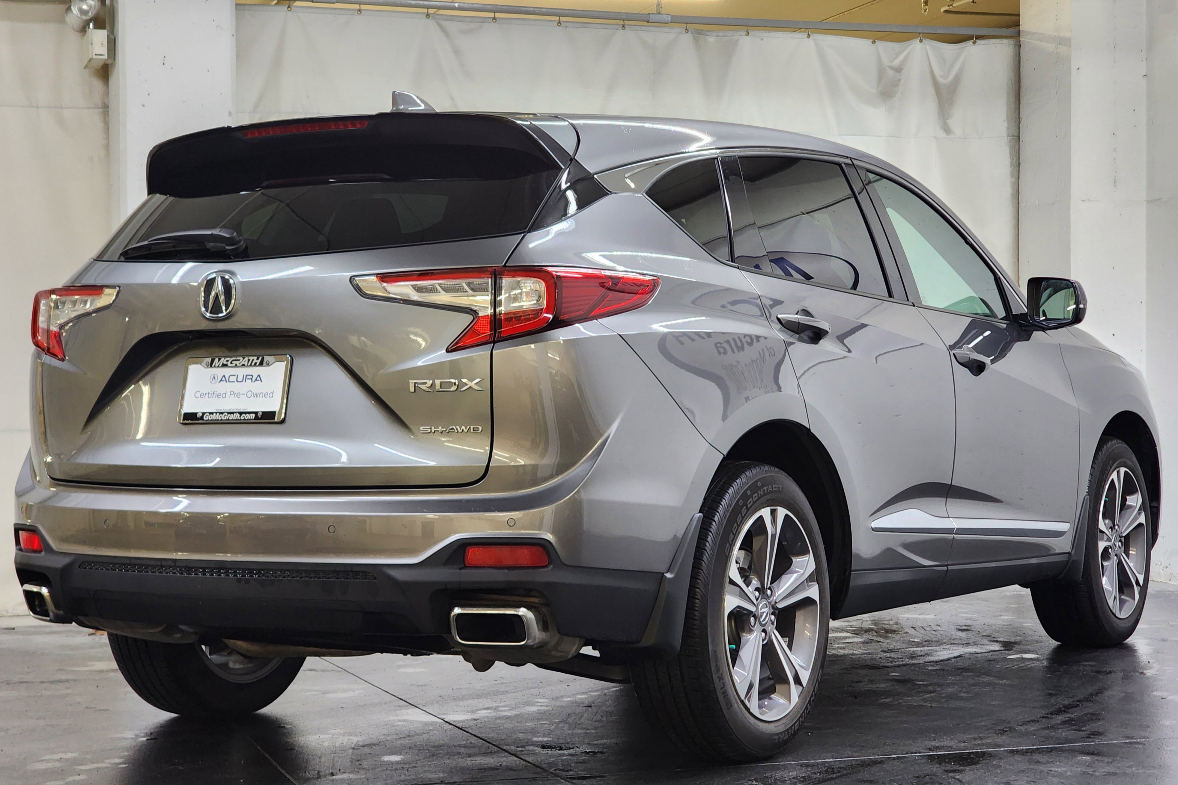 Certified 2025 Acura RDX SH-AWD w/ Technology Package image 5