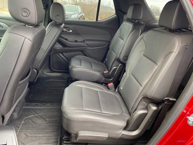 Certified 2023 Chevrolet Traverse LT w/ LPO, Floor Liner Package image 17