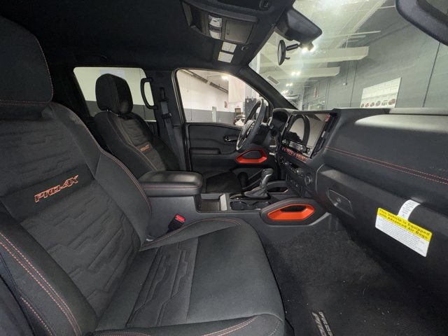 Used 2025 Nissan Frontier PRO-4X w/ Black Accent Package AWD/4WD image 20
