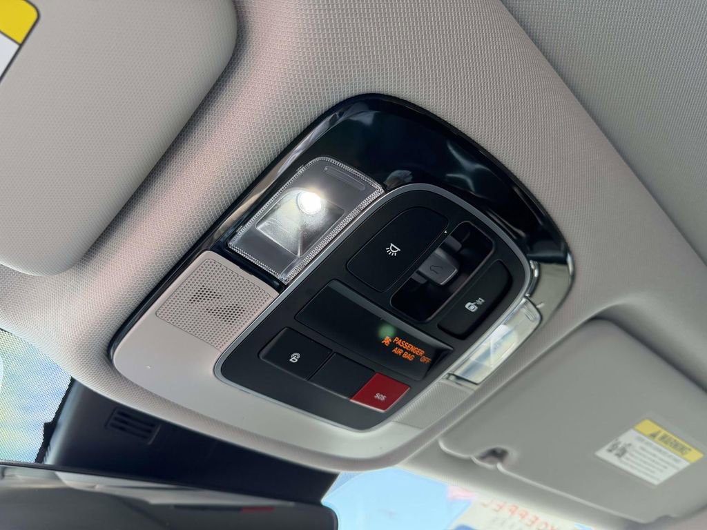 Certified 2023 Hyundai Tucson Limited AWD/4WD image 36