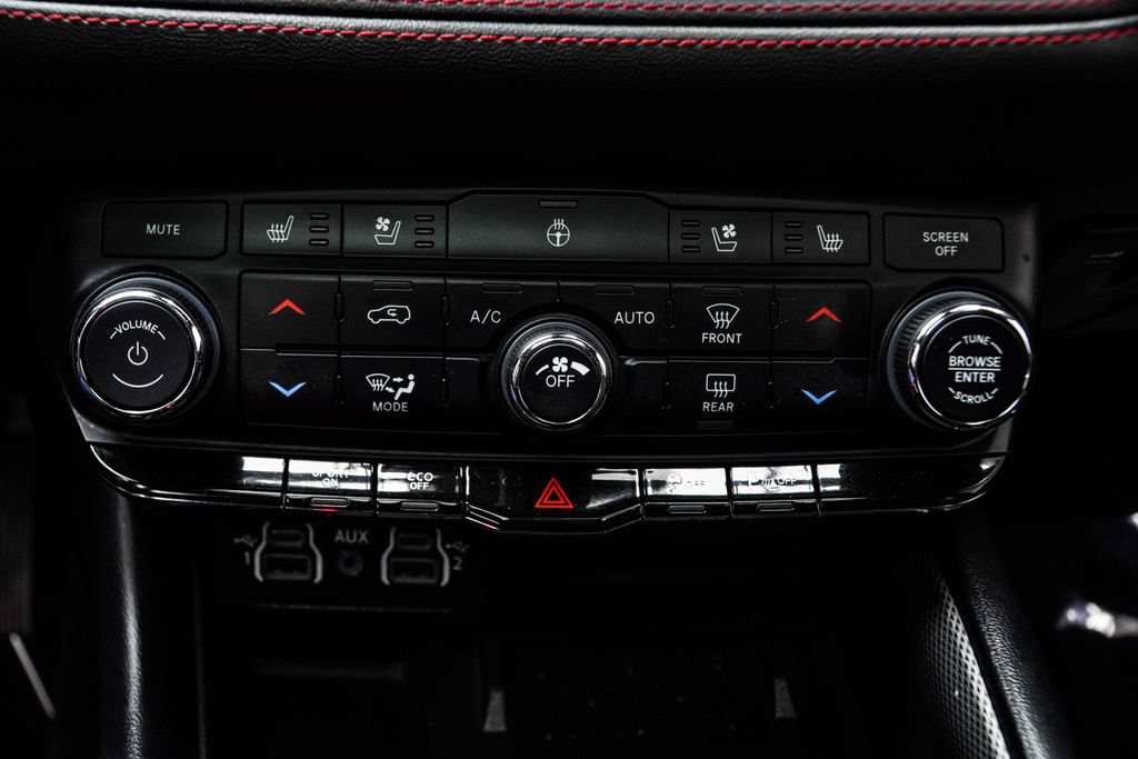 Used 2025 Dodge Durango R/T AWD/4WD image 26