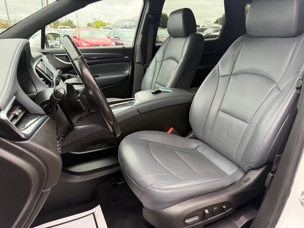 Used 2022 Buick Enclave Premium AWD/4WD image 6