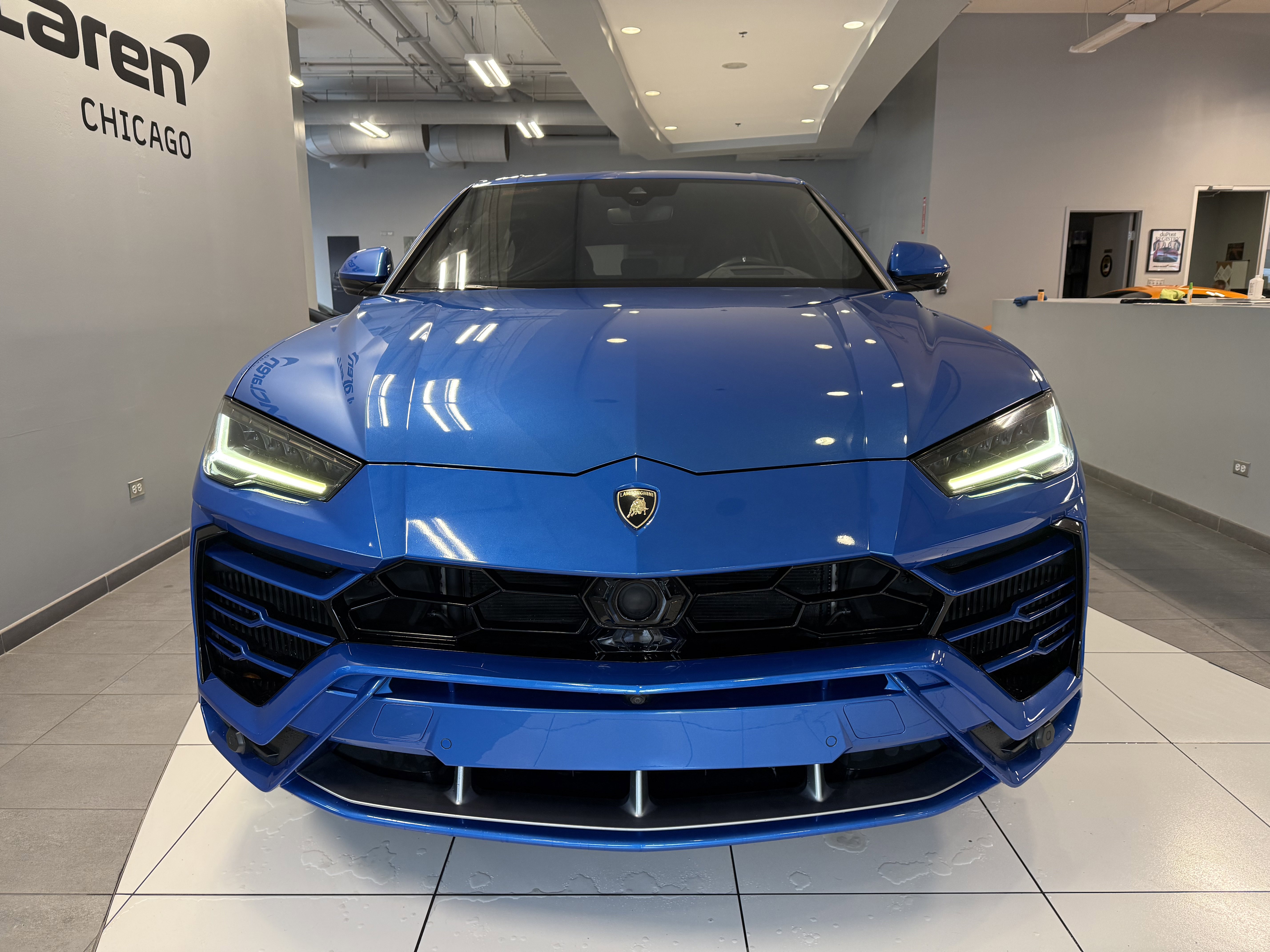 Used 2020 Lamborghini Urus image 7