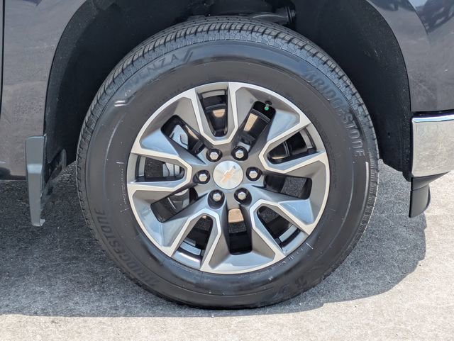 Used 2022 Chevrolet Silverado 1500 LT AWD/4WD image 12