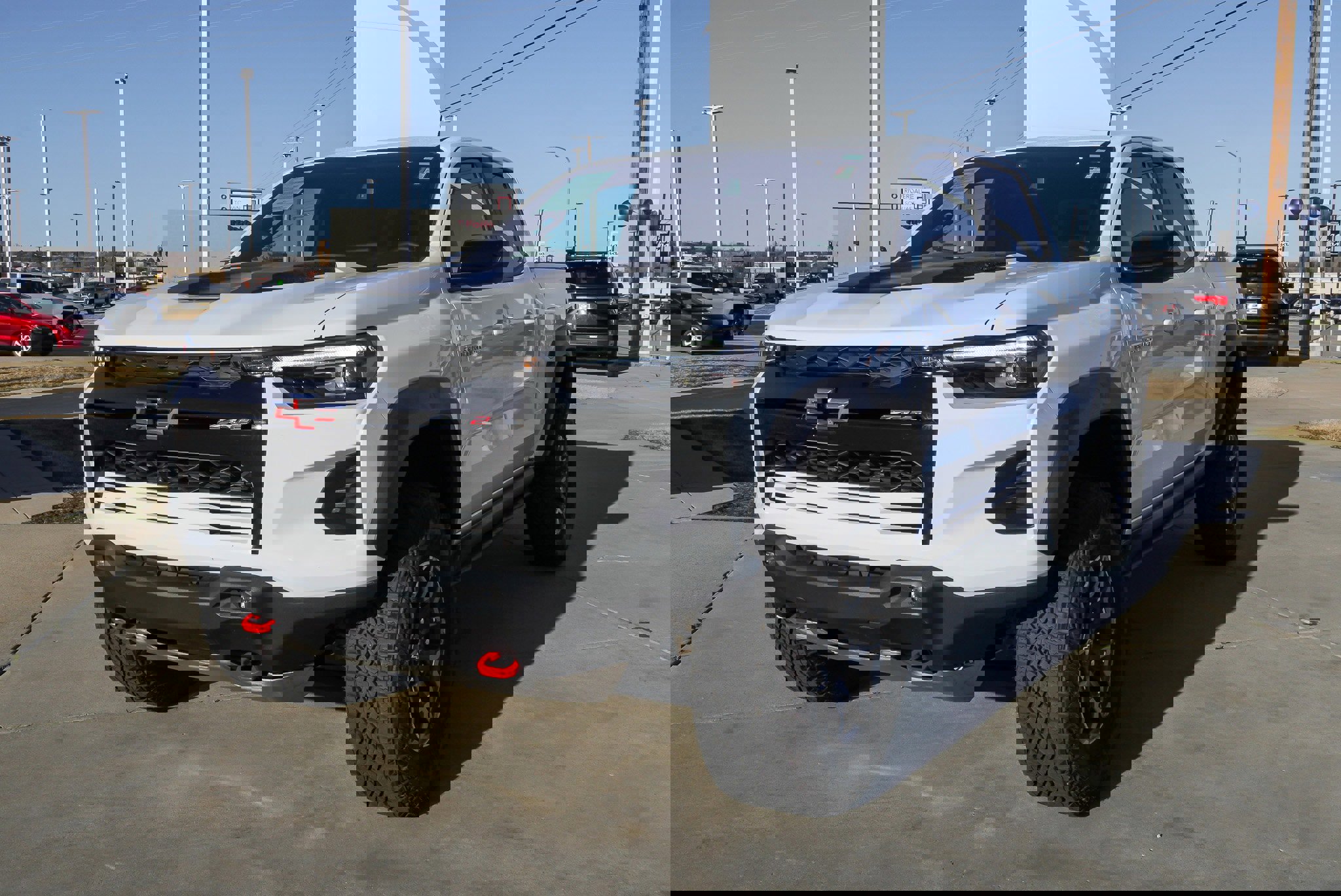 Used 2025 Chevrolet Colorado ZR2 w/ Technology Package image 4