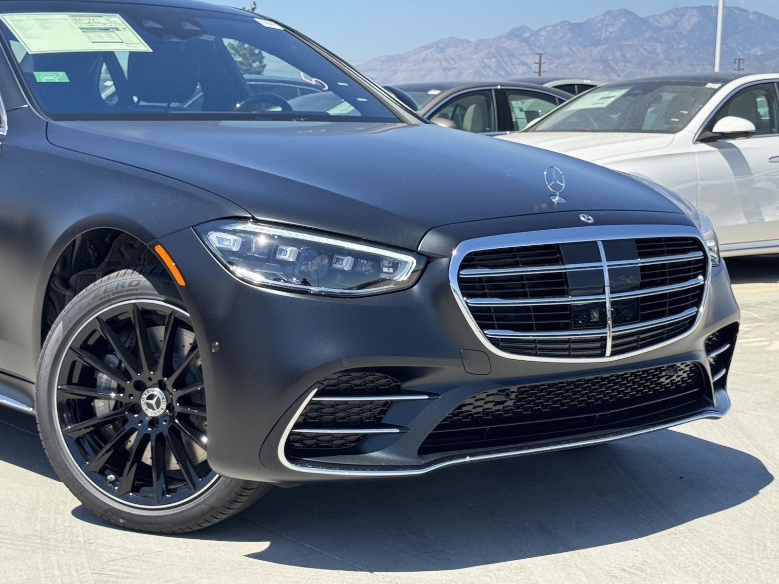 New 2026 Mercedes-Benz S 580e 4MATIC Sedan image 3