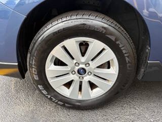 Used 2019 Subaru Outback 2.5i Premium AWD/4WD image 11