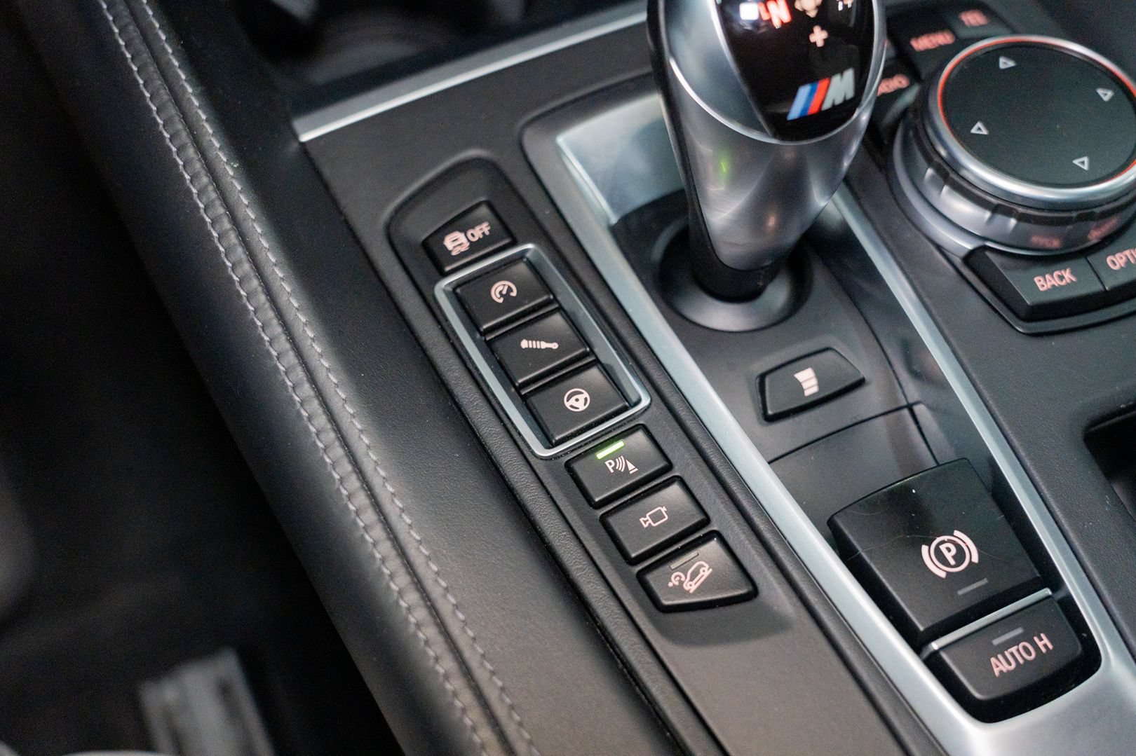 Used 2015 BMW X5 M AWD/4WD image 50