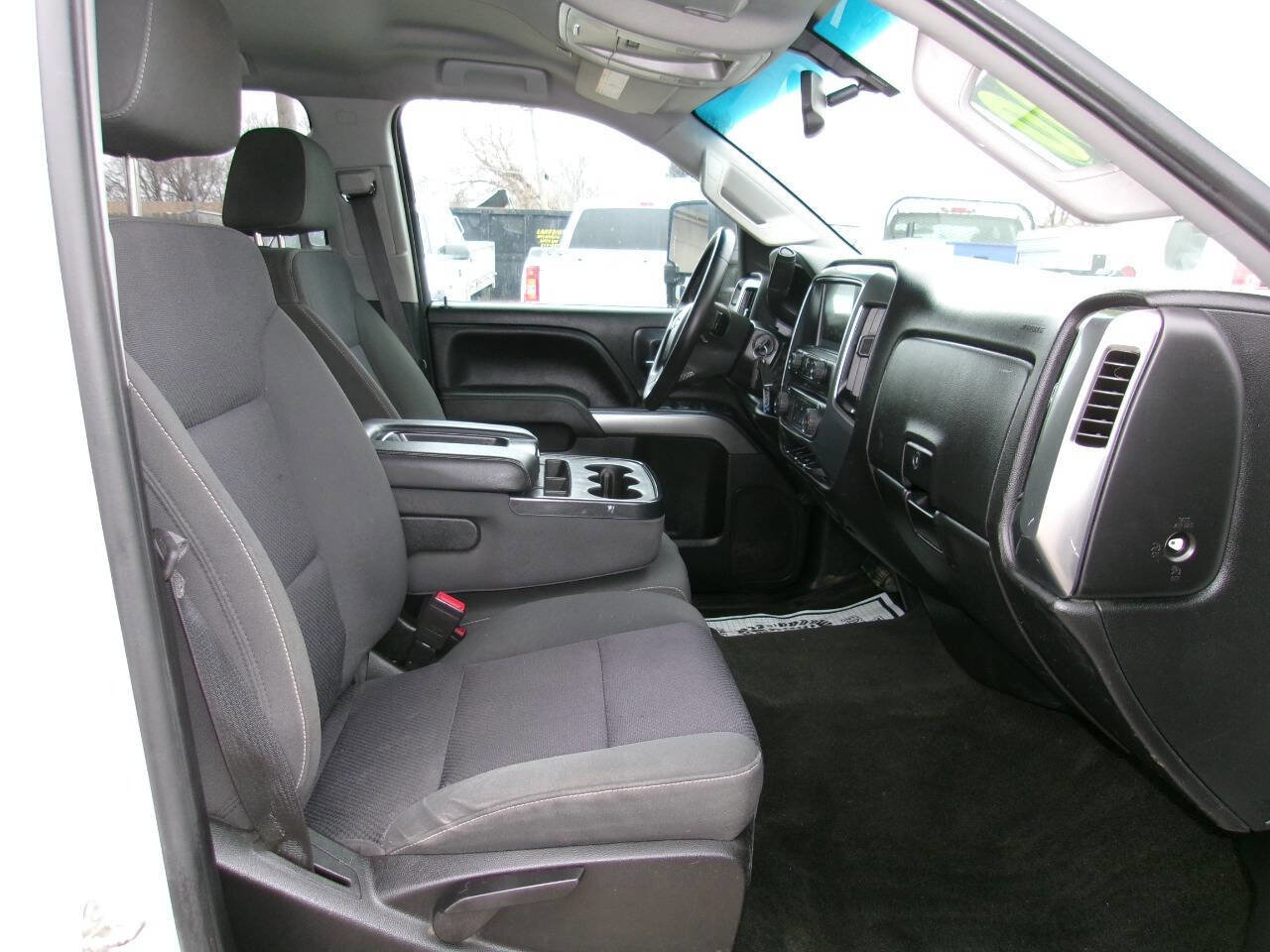 Used 2017 Chevrolet Silverado 3500 LT image 14