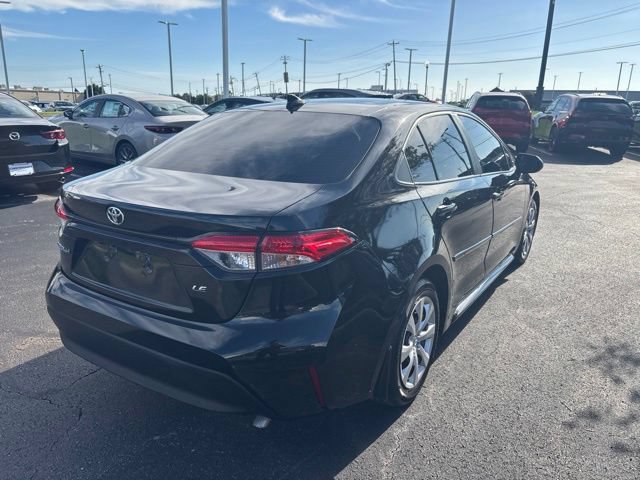 Used 2023 Toyota Corolla LE w/ Carpet Mat Package (TMS) FWD image 7