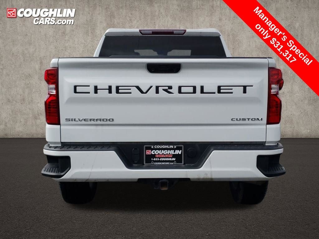 Used 2022 Chevrolet Silverado 1500 Custom AWD/4WD image 4