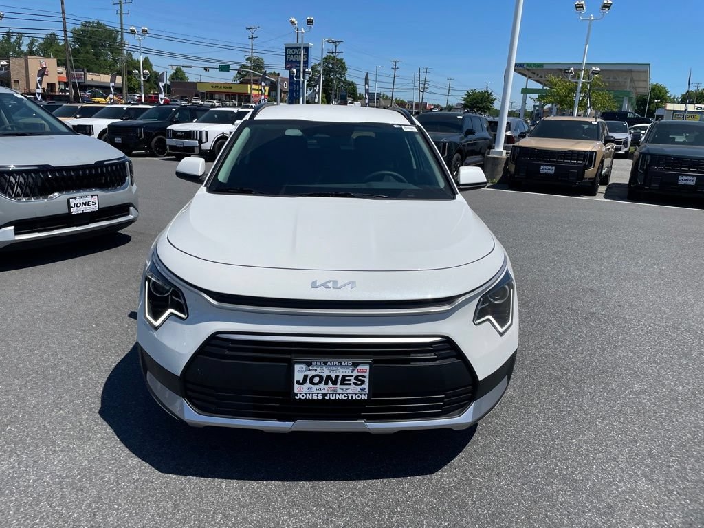 New 2026 Kia Niro LX FWD image 3