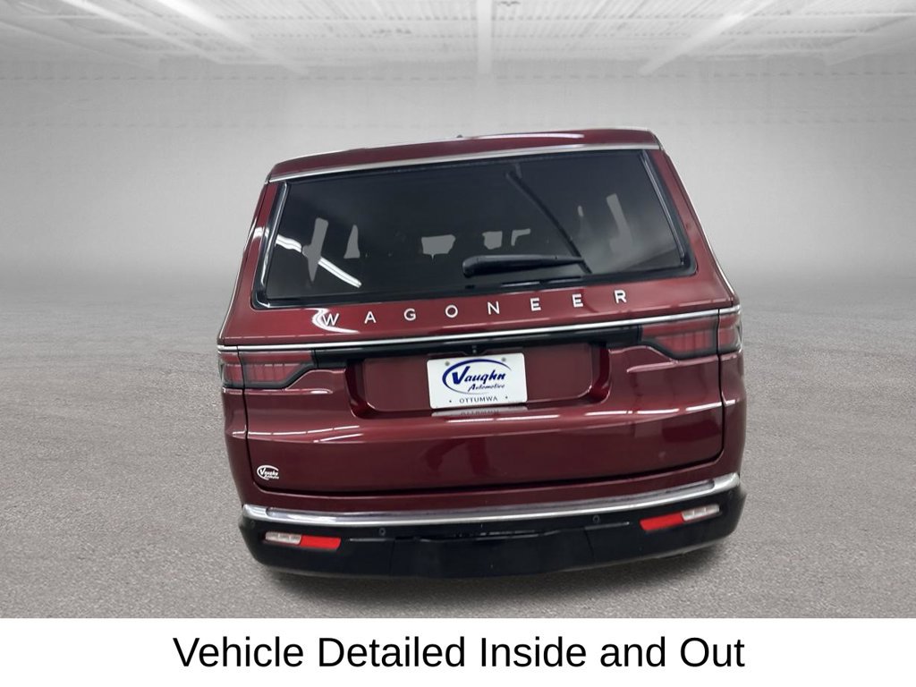 Used 2024 Jeep Wagoneer 4WD w/ Premium Group I image 11