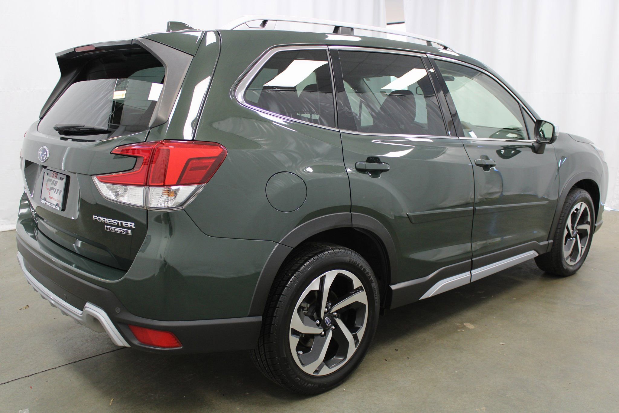 Used 2023 Subaru Forester Touring image 6