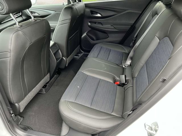 Used 2025 Buick Envista Preferred w/ Convenience I Package image 11