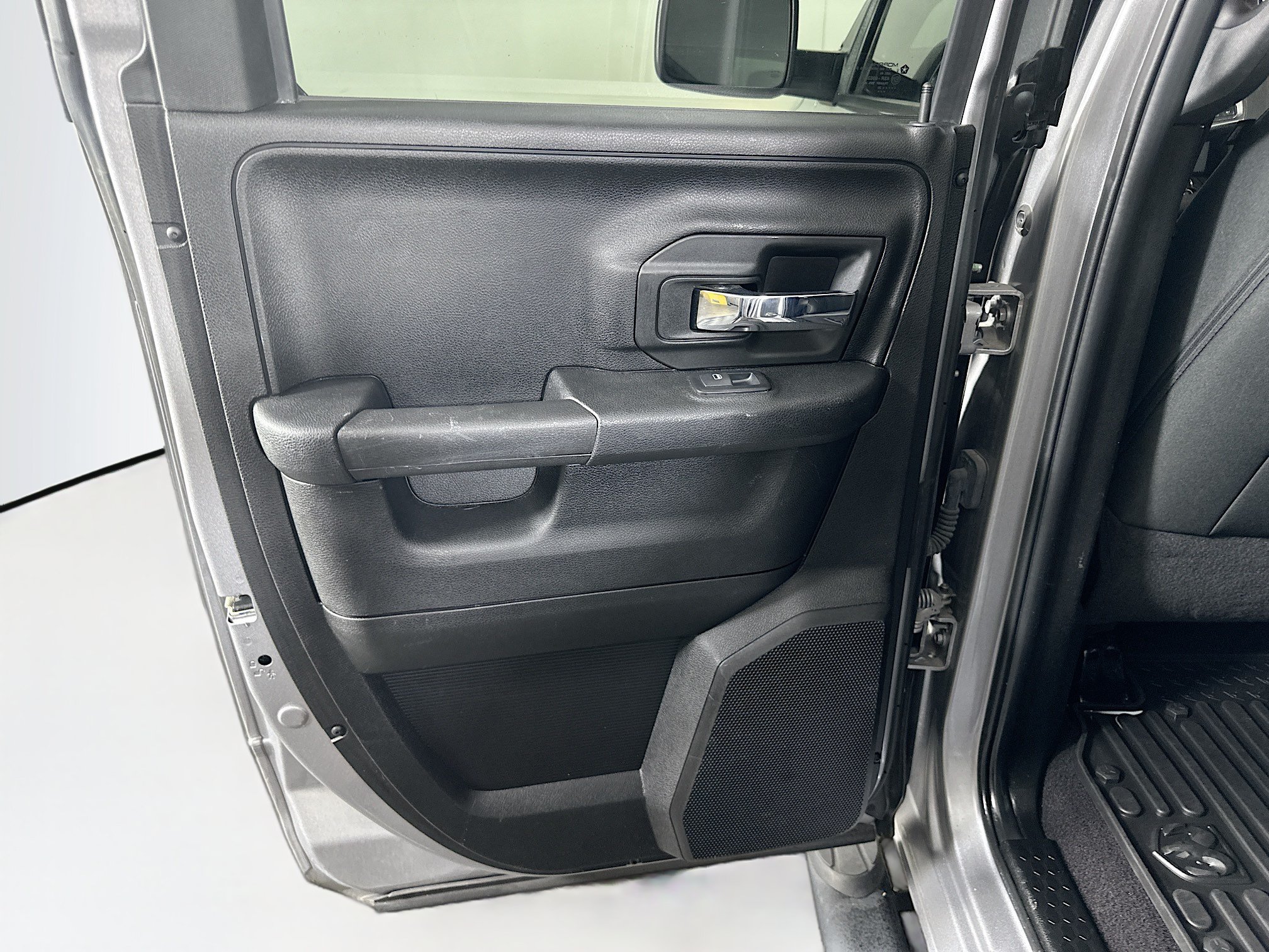 Used 2022 RAM 1500 Warlock RWD image 24