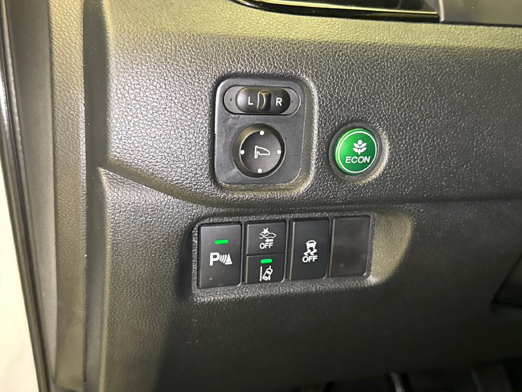 Certified 2022 Honda Pilot Touring image 24