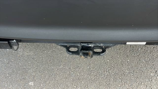 Certified 2024 Toyota Sienna XLE Woodland Edition image 25