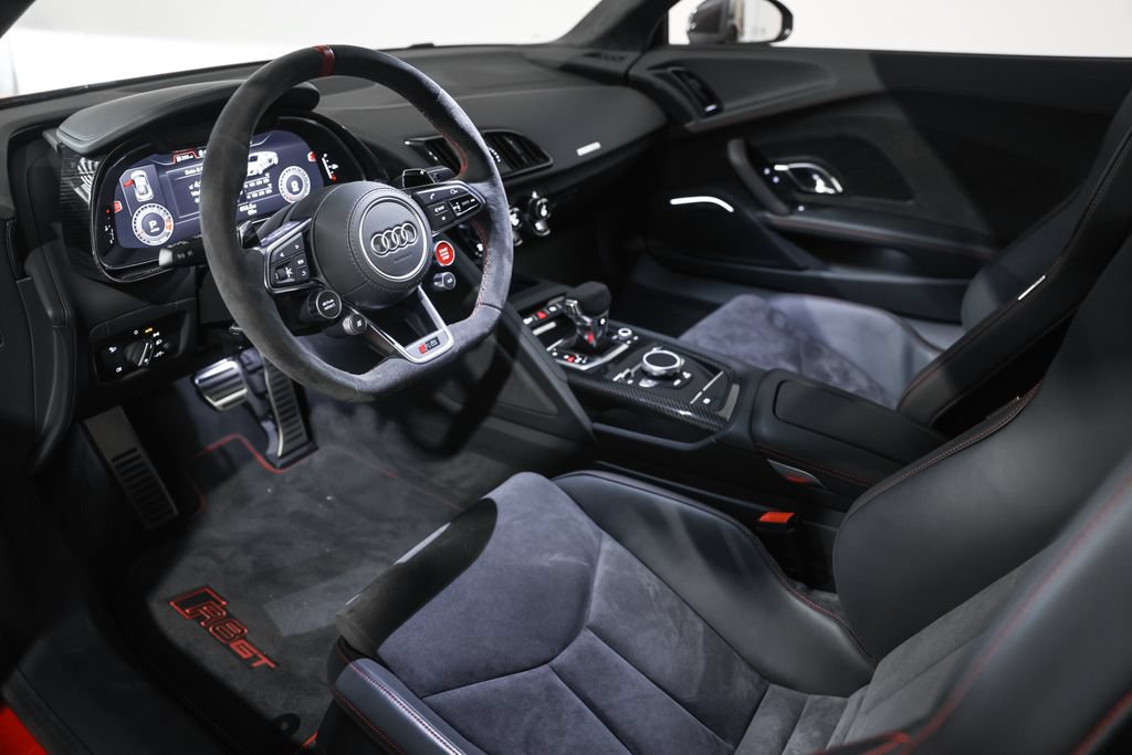 Used 2023 Audi R8 V10 GT RWD image 24