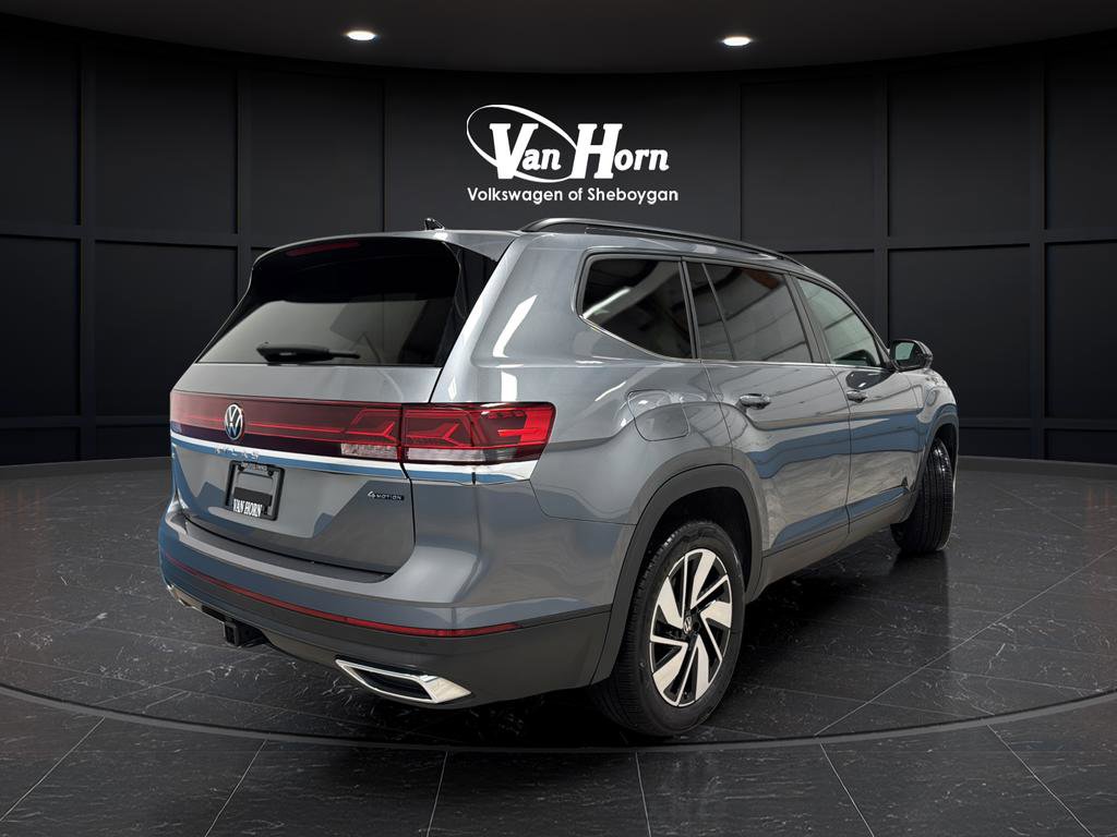 Used 2025 Volkswagen Atlas SE image 8