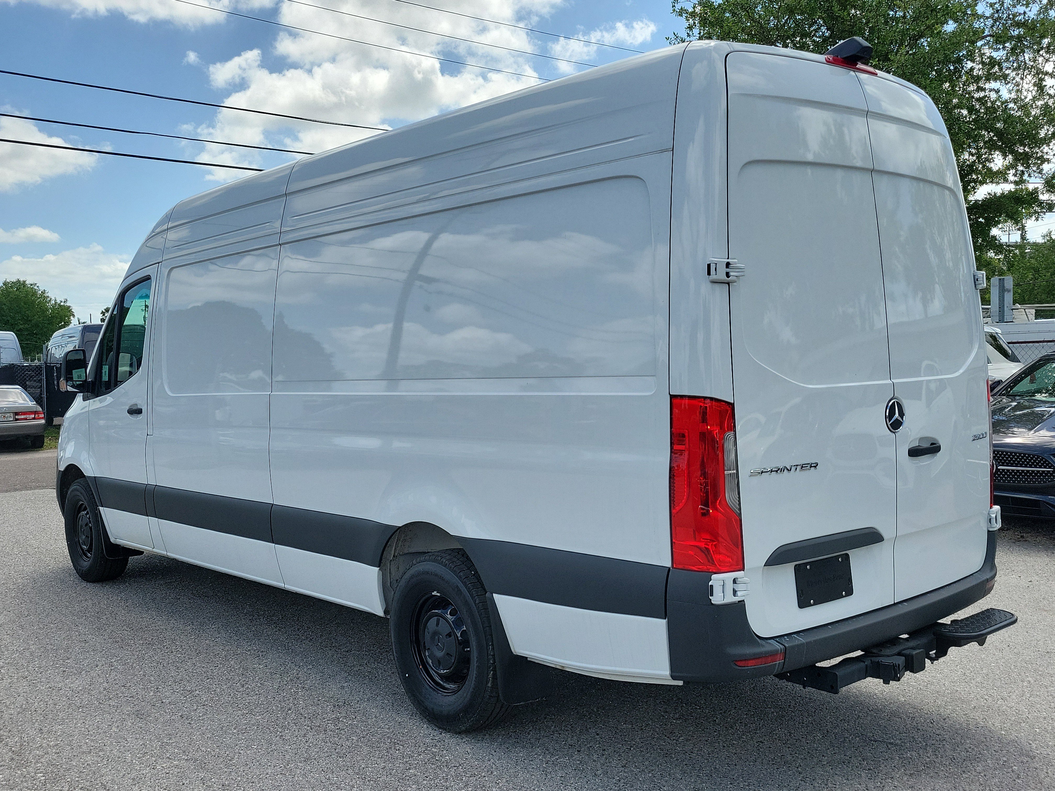 New 2025 Mercedes-Benz Sprinter 2500 image 4