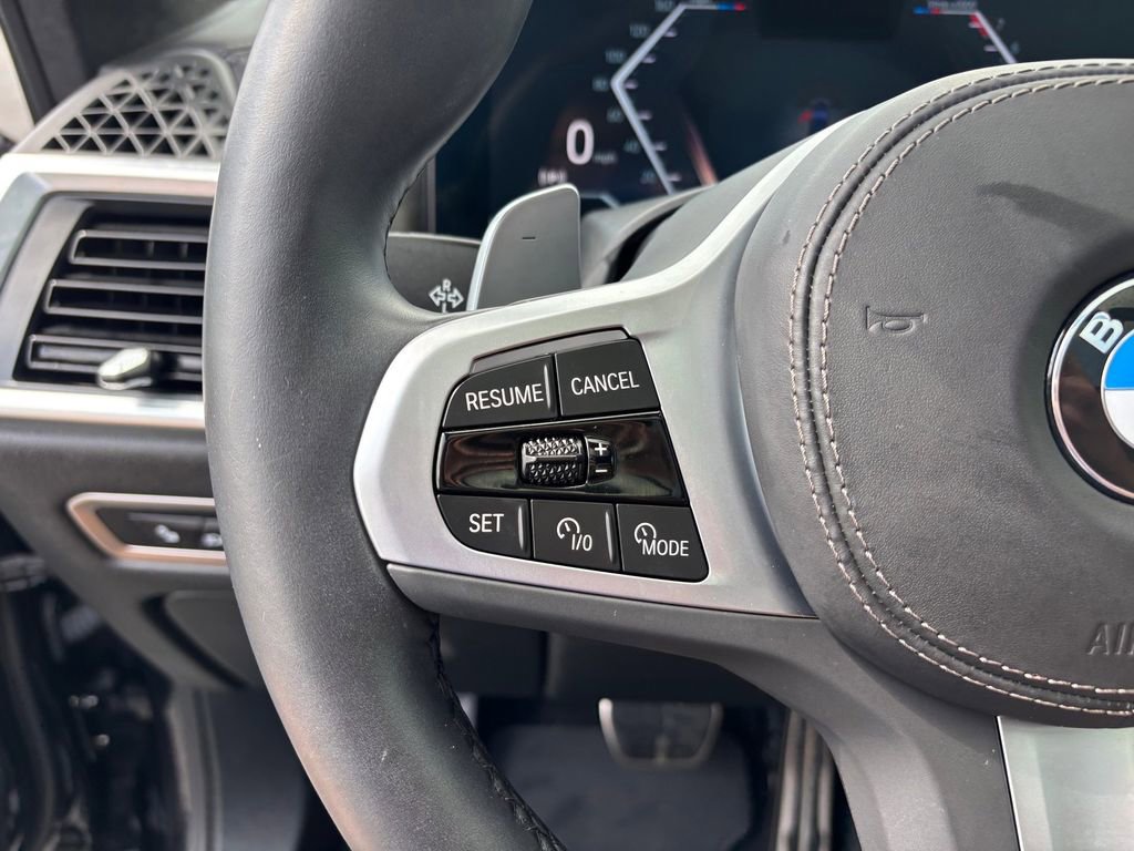 Used 2025 BMW X7 xDrive40i w/ M Sport Package AWD/4WD image 15