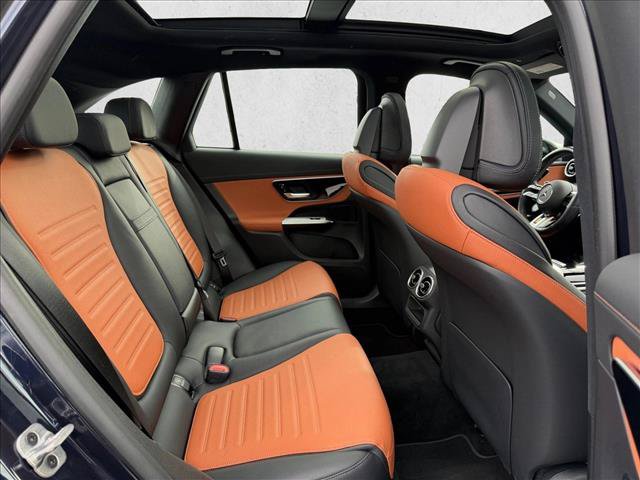 Used 2024 Mercedes-Benz GLC 43 AMG 4MATIC image 22