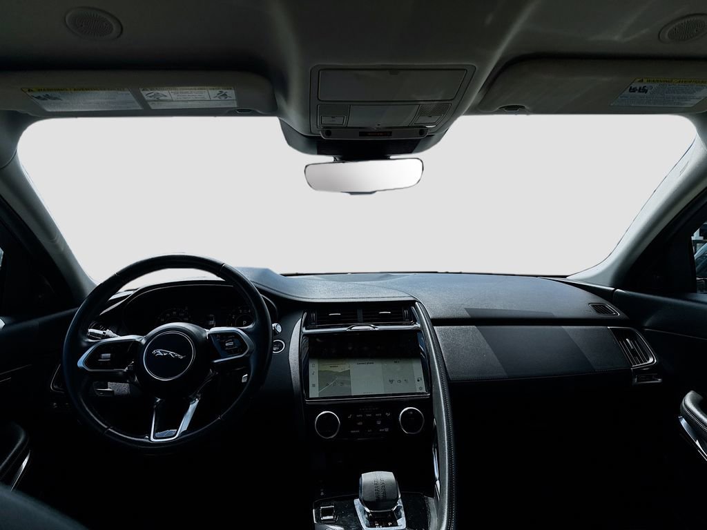 Used 2021 Jaguar E-PACE SE image 17