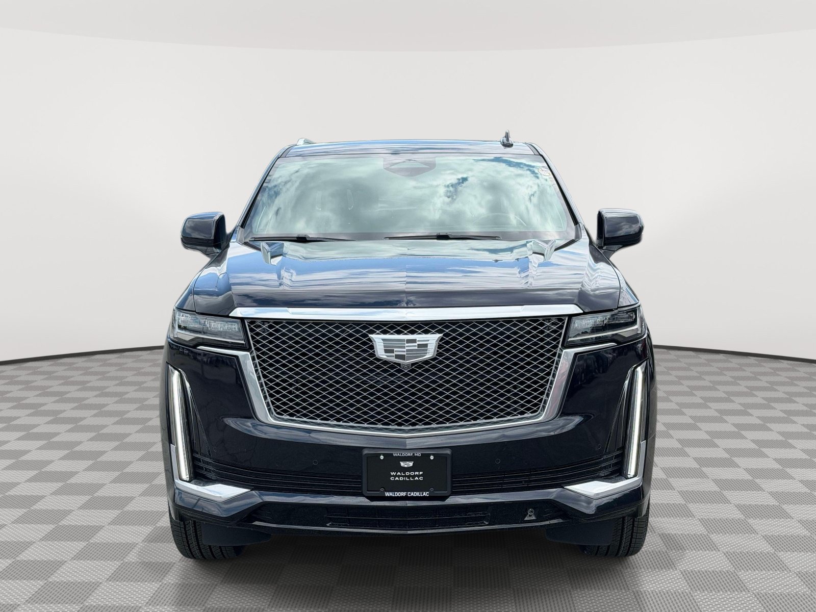 Certified 2022 Cadillac Escalade ESV Premium Luxury Platinum w/ LPO, Radiant Package AWD/4WD image 6