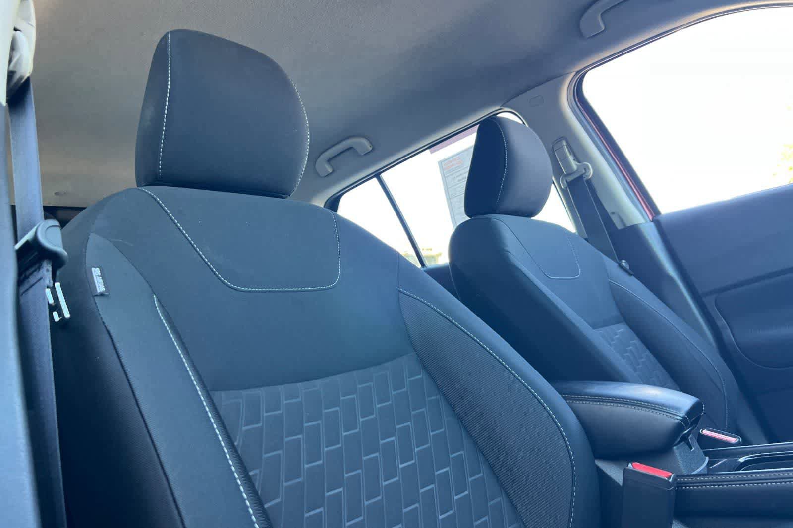 Certified 2023 Nissan Kicks SV FWD image 19