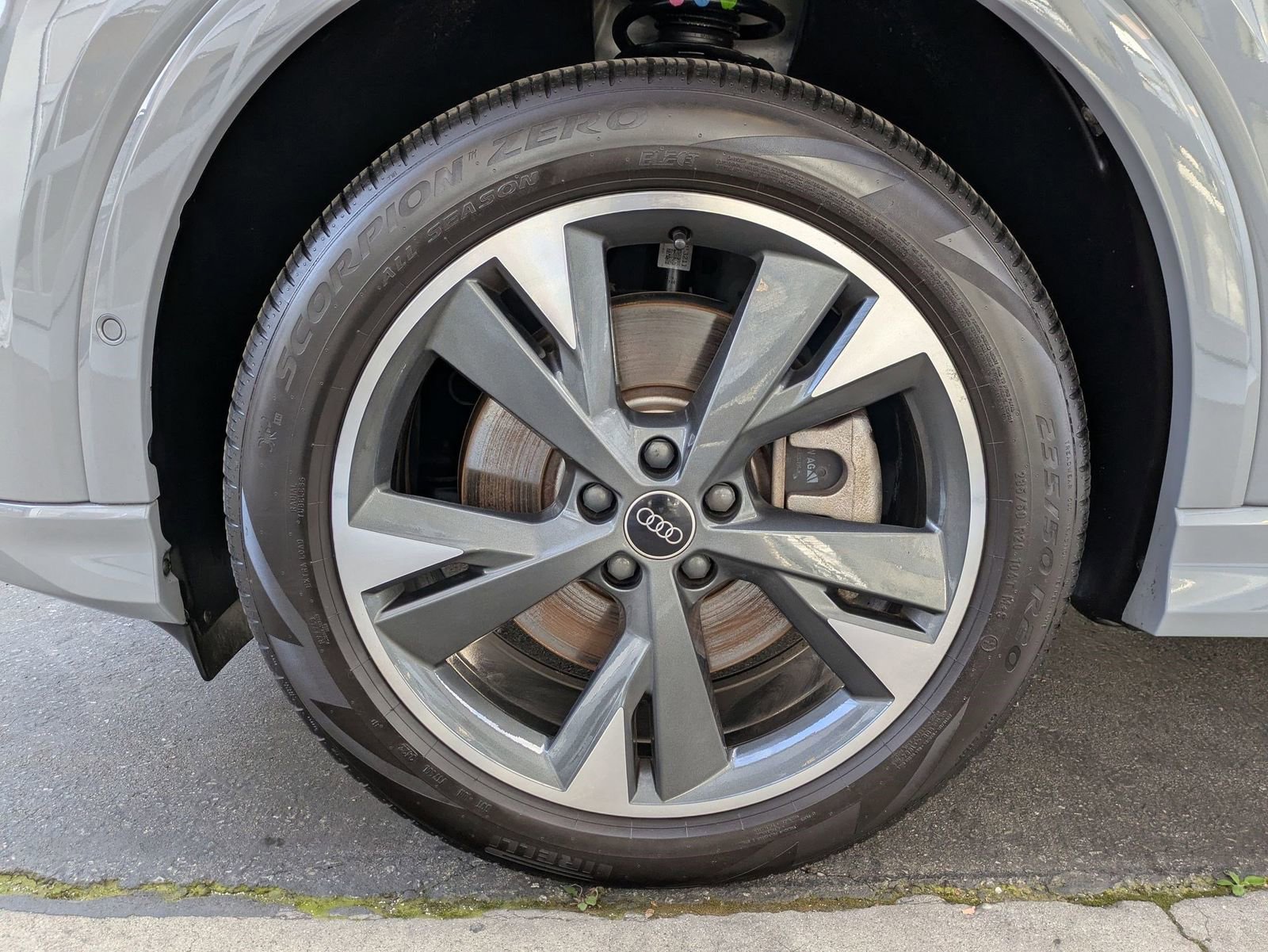 Used 2024 Audi Q4 e-tron Premium Plus w/ Premium Plus image 26