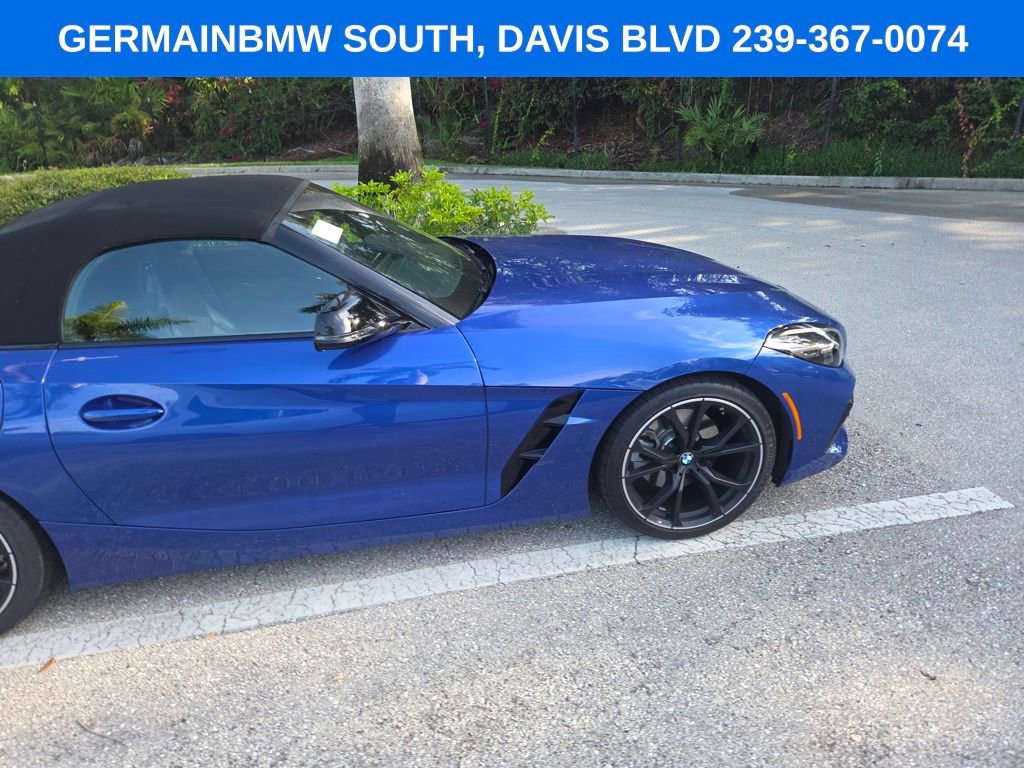 Certified 2024 BMW Z4 sDrive30i w/ Premium Package RWD image 13