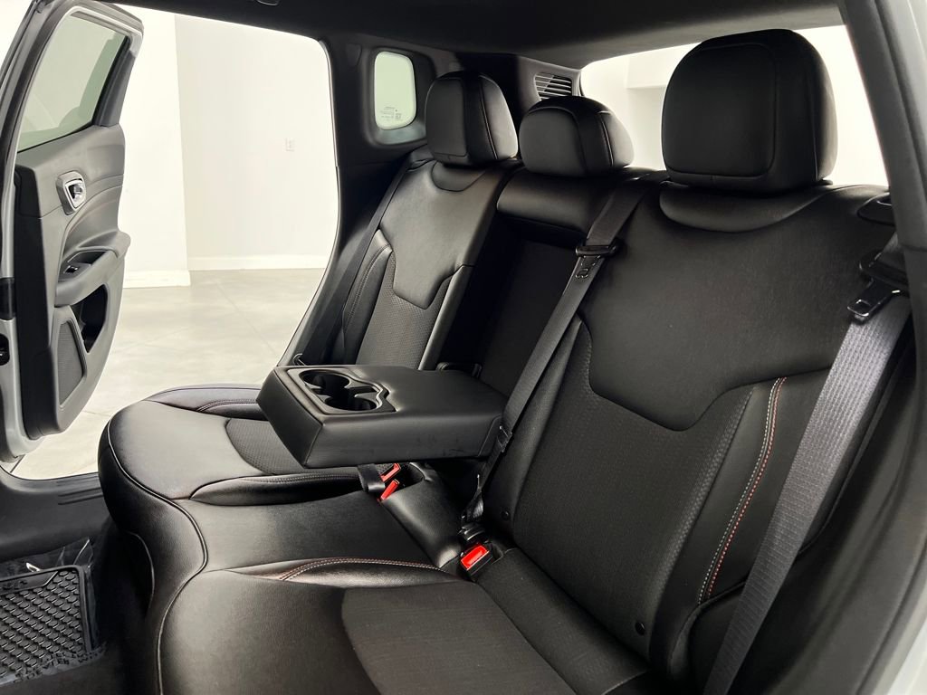 Used 2024 Jeep Compass Trailhawk image 13