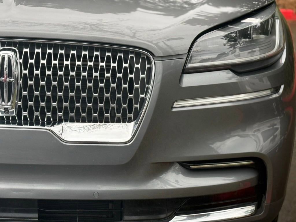 Used 2023 Lincoln Aviator Reserve image 5